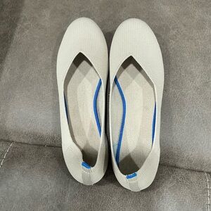 Elegant Beige Women's Flats